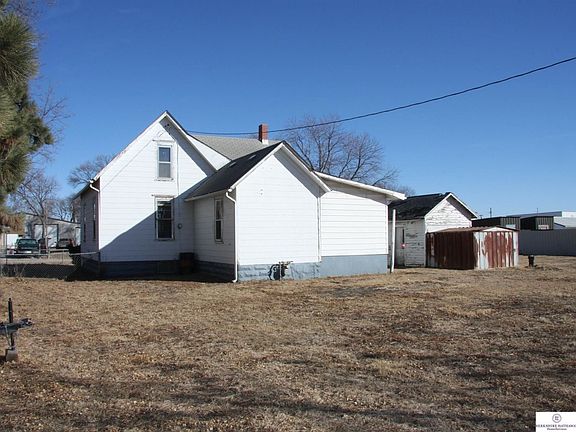 3rd image of 623 Schurman St