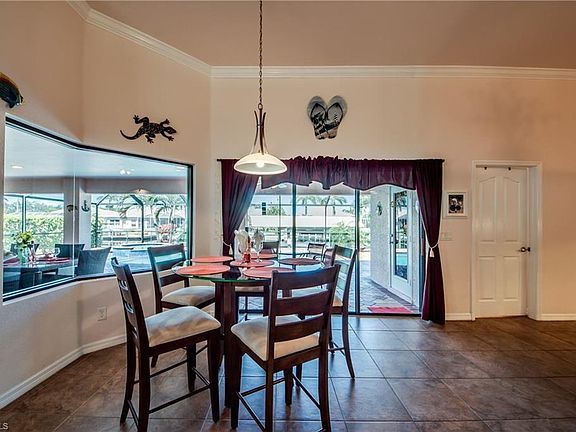 5th image of 2312 SE 20th Pl