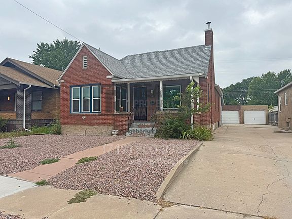 2nd image of 1322 Claremont Ave