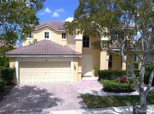 1261 Chenille Cir, Weston, FL 33327