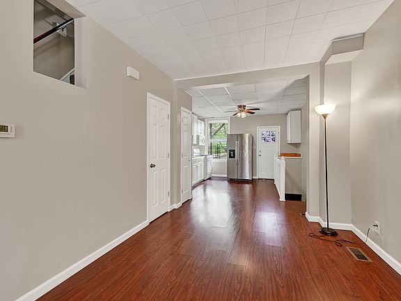 4th image of 3027 Keswick Rd