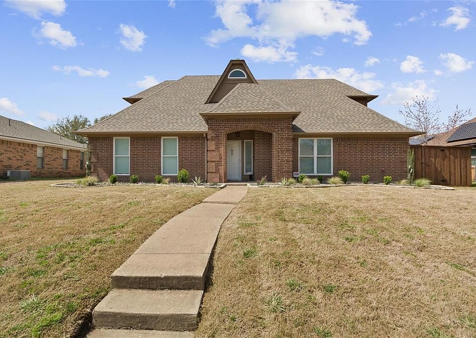 1st image of 2901 Baron Dr