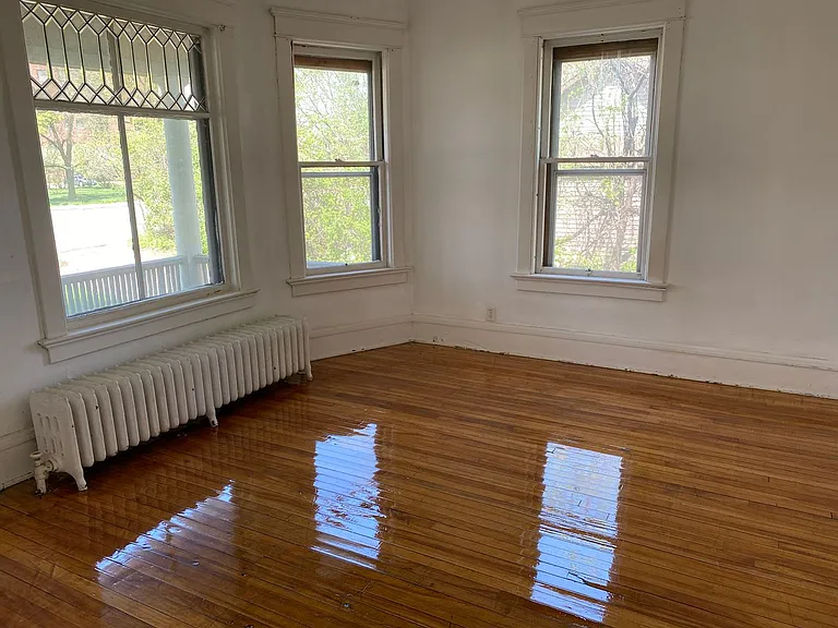 1339 Grand Ave — Photo 11