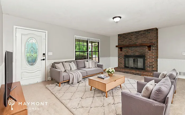 3 bed, 2.0 bath, 1350 sqft, $1,745 — Photo 4