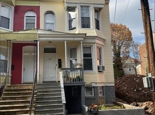 110 N 13th St, Newark, NJ 07107
