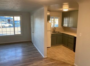 1660 W 8th Pl, Eugene, OR 97402