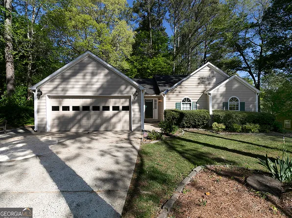 1234 W Wylie Bridge Rd, Woodstock, GA 30188