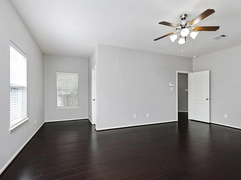 602 Blue Oasis Ct — Photo 32