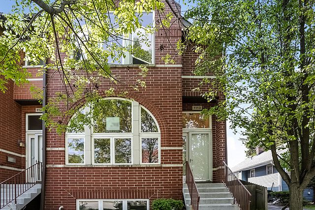 1st image of 1113 E Prairie Ave