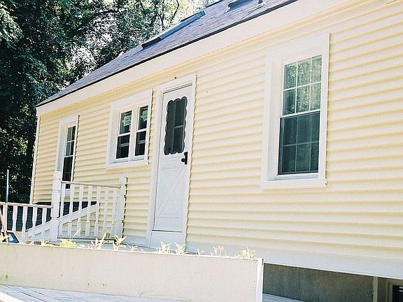 Enjoy the summer bar-bee-queing.