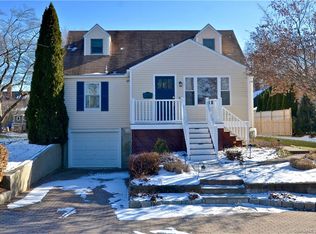 139 Moritz Pl, Fairfield, CT 06824