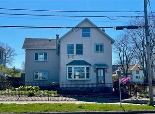 477 Beach Ave, Rochester, NY 14612