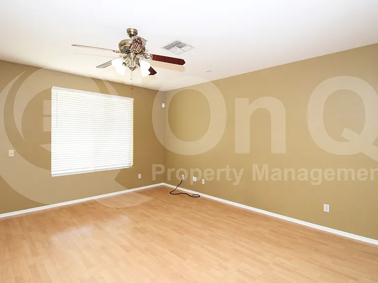 1199 E Browning Pl — Photo 8