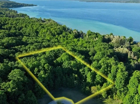 LOT 8 Timber Valley Ct, Rapid City, MI 49676