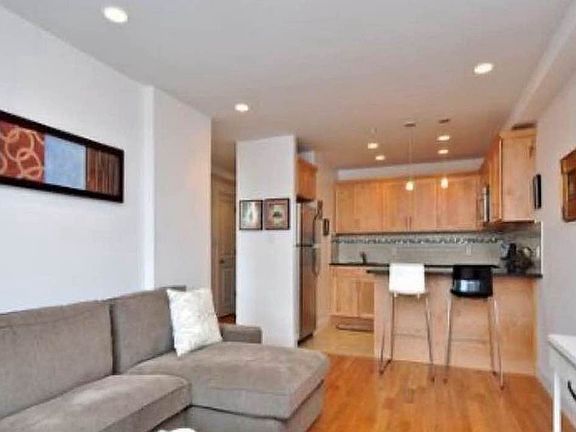 2nd image of 3016 37th St #4F