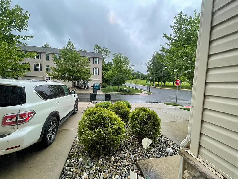 4 Wallace Rd — Photo 10