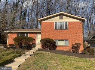 4005 Woodlawn Rd, Chevy Chase, MD 20815