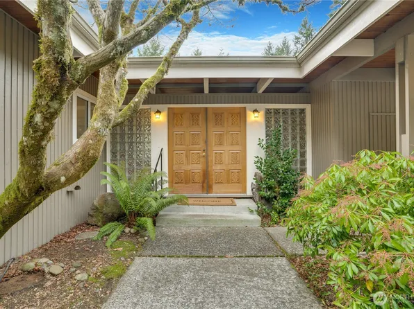 3668 82nd Ave Court W, University Place, WA 98466