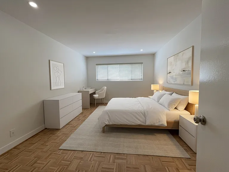 700 Westmount Dr #103 — Photo 8