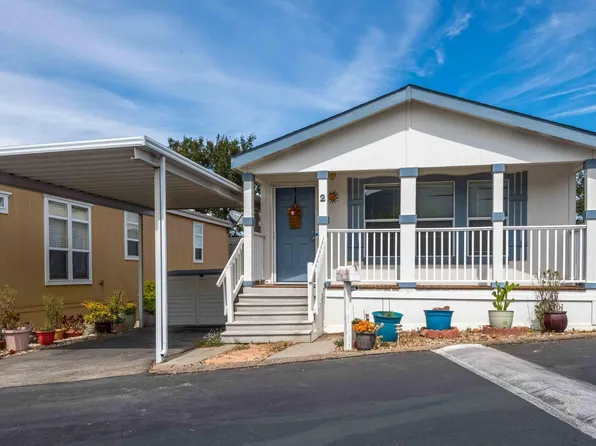 2 Ortega Dr, Newbury Park, CA 91320