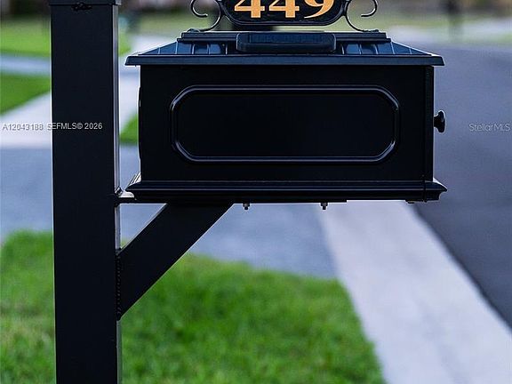 3rd image of 449 SE Fascino Cir