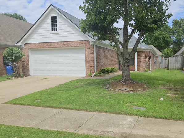 8382 Regal Bend Dr, Olive Branch, MS 38654