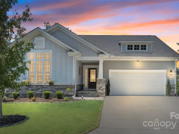 172 Broadleaf Dr, Denver, NC 28037