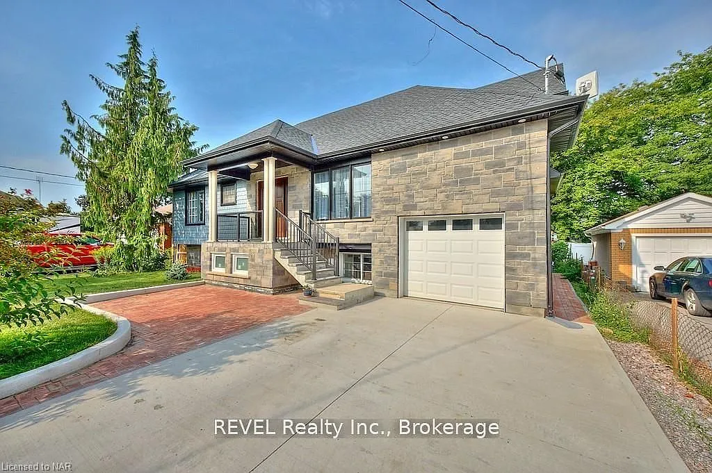 2 bed, $2,000 — Photo 1