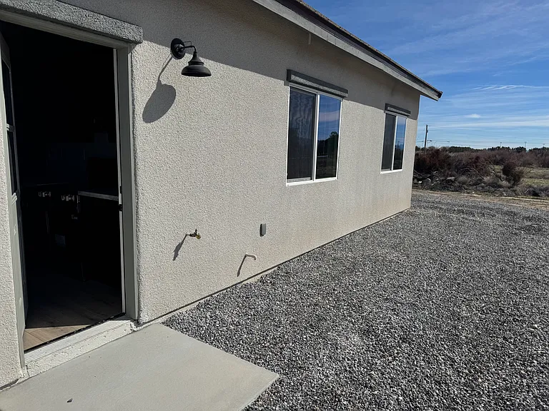 1341 E Arrowhead St #2 — Photo 32