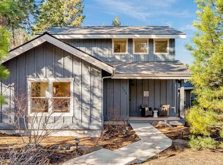 133 NW Mount Washington Dr, Bend, OR 97703