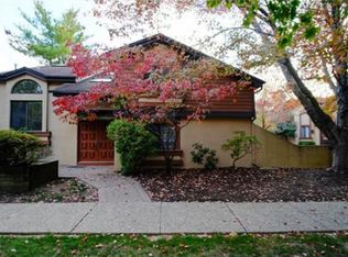 81 Sayre Dr, Princeton, NJ 08540