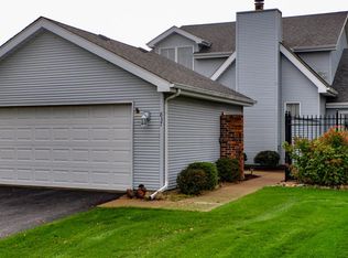 837 Spruce Ln, Schererville, IN