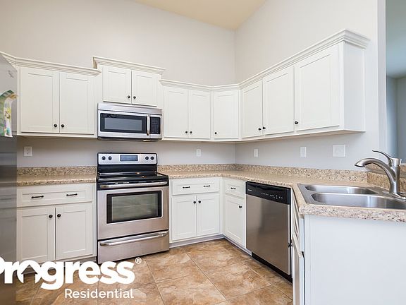 5th image of 4180 Wildberry Dr