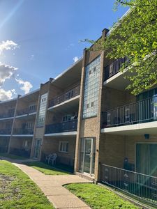 10324 S Pulaski Rd APT 309, Oak Lawn, IL, 60453