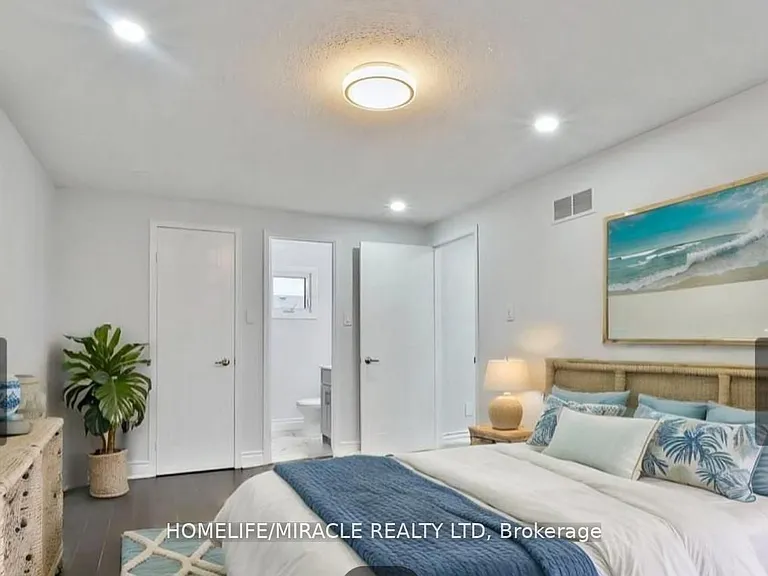 204 Delaney Dr #UPPER — Photo 13