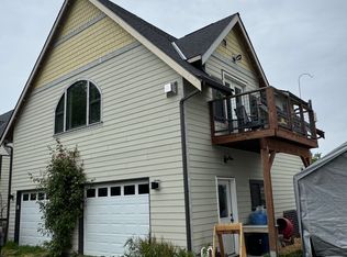 221 Maple Ave, La Conner, WA 98257