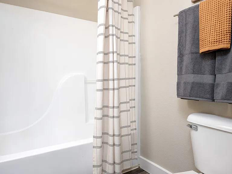 Twin Creeks | Bathroom