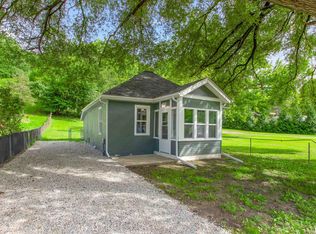 210 Kerfoot St, East Peoria, IL 61611