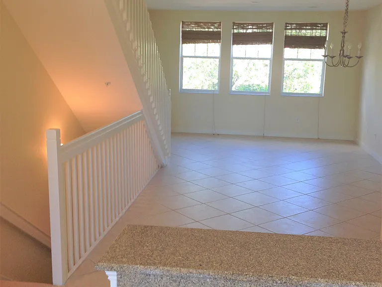 690 Amador Ln #2 — Photo 11