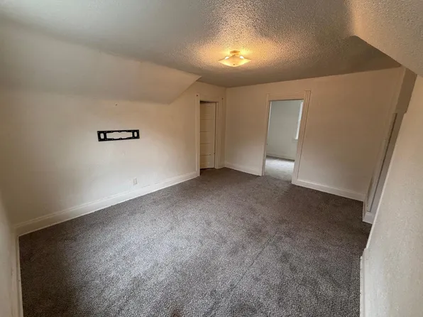 240 Dexter St #2, Toledo, OH 43608
