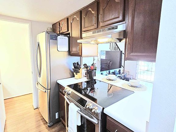 3rd image of 829 E Cochise Drive #B
