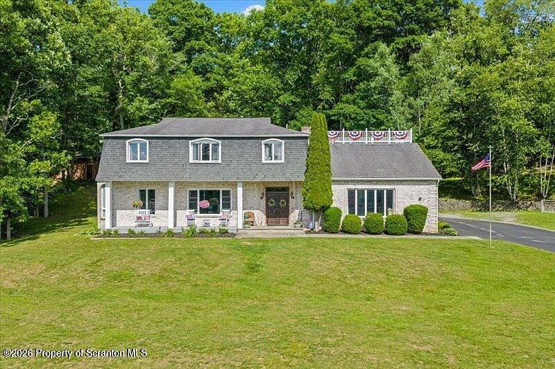 1st image of 400 Shadowbrook Dr