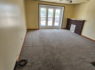 834 Center St APT UP, Ashtabula, OH 44004
