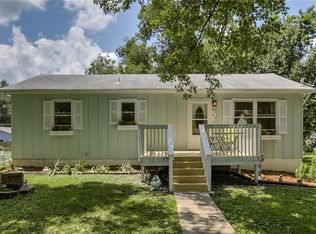509 N Washington St, Spring Hill, KS 66083