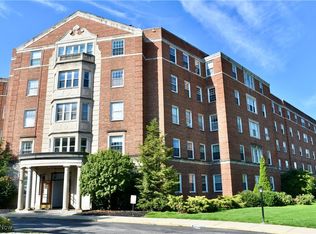 13800 Fairhill Rd APT 216, Shaker Heights, OH 44120