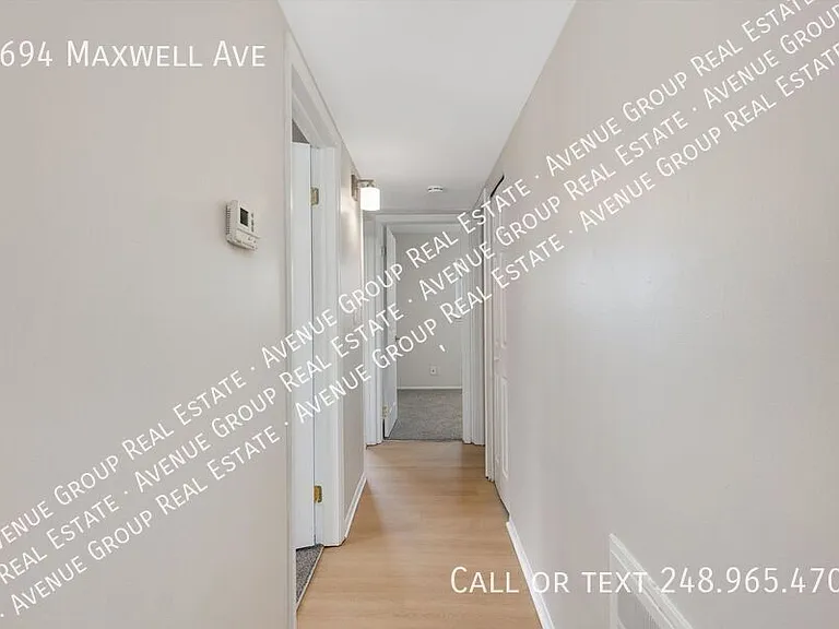 8694 Maxwell Ave — Photo 11
