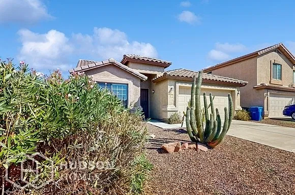 3 bed, 2.0 bath, 1680 sqft, $2,180 — Photo 4