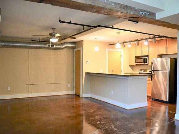 3rd image of 505 6th St SW #7G