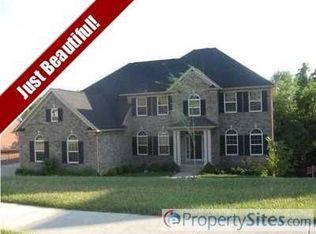 5709 Laurel Ln, Prospect, KY 40059