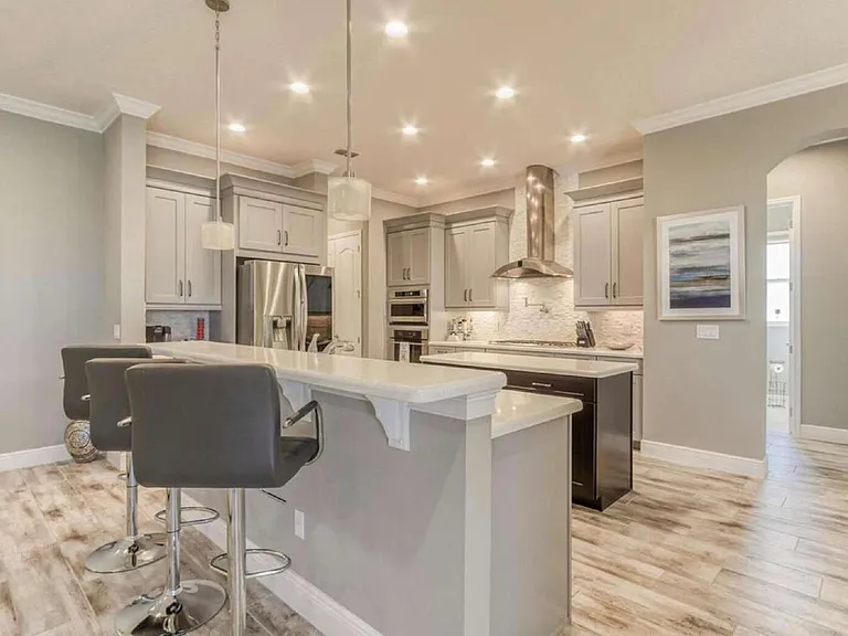7573 Green Mountain Way — Photo 12